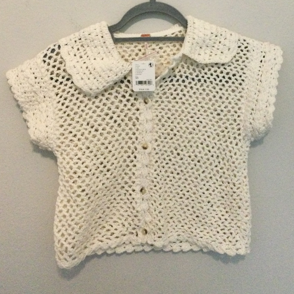 Free people Lily Crochet top in coconut milk NWT XS sold out